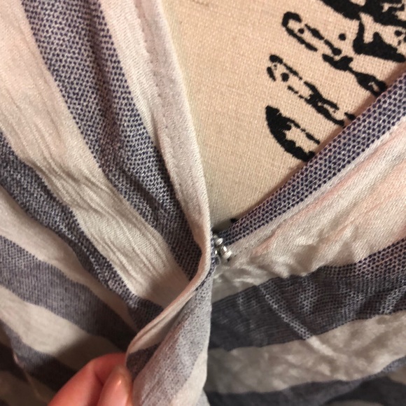 Blue and white stripped flowy tank top - Picture 3 of 5